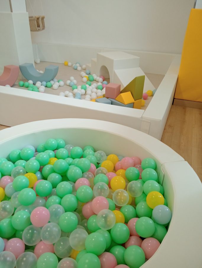 Todos nuestros  productos soft play estan hechos en espuma de la mas alta calidad y con cubierta náutica 100% lavable.